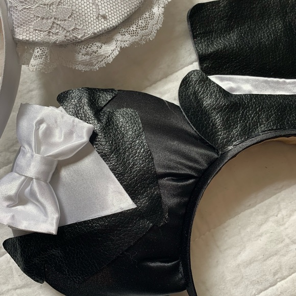 💍Bride & groom Disney Ears Set - Picture 6 of 7